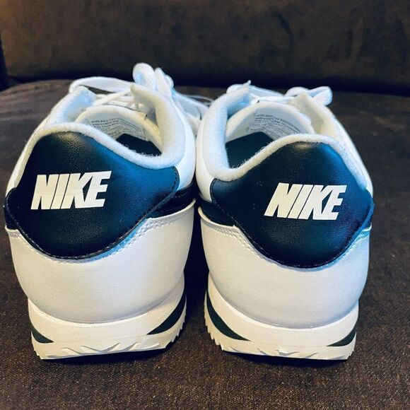 Nike Basic Cortez Men’s Size 10 White And Black 819719-100 Mint Condition - Picture 4 of 10